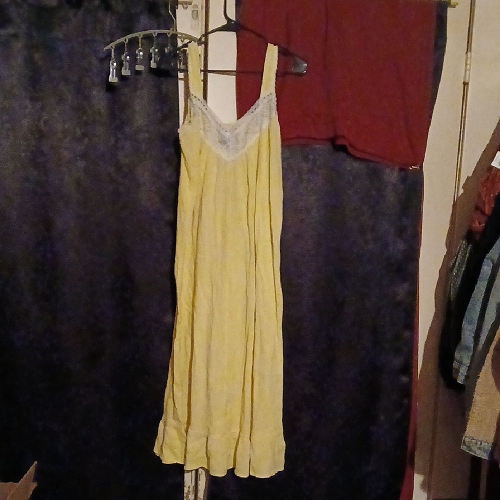 Sunny Yellow Lace Chemise